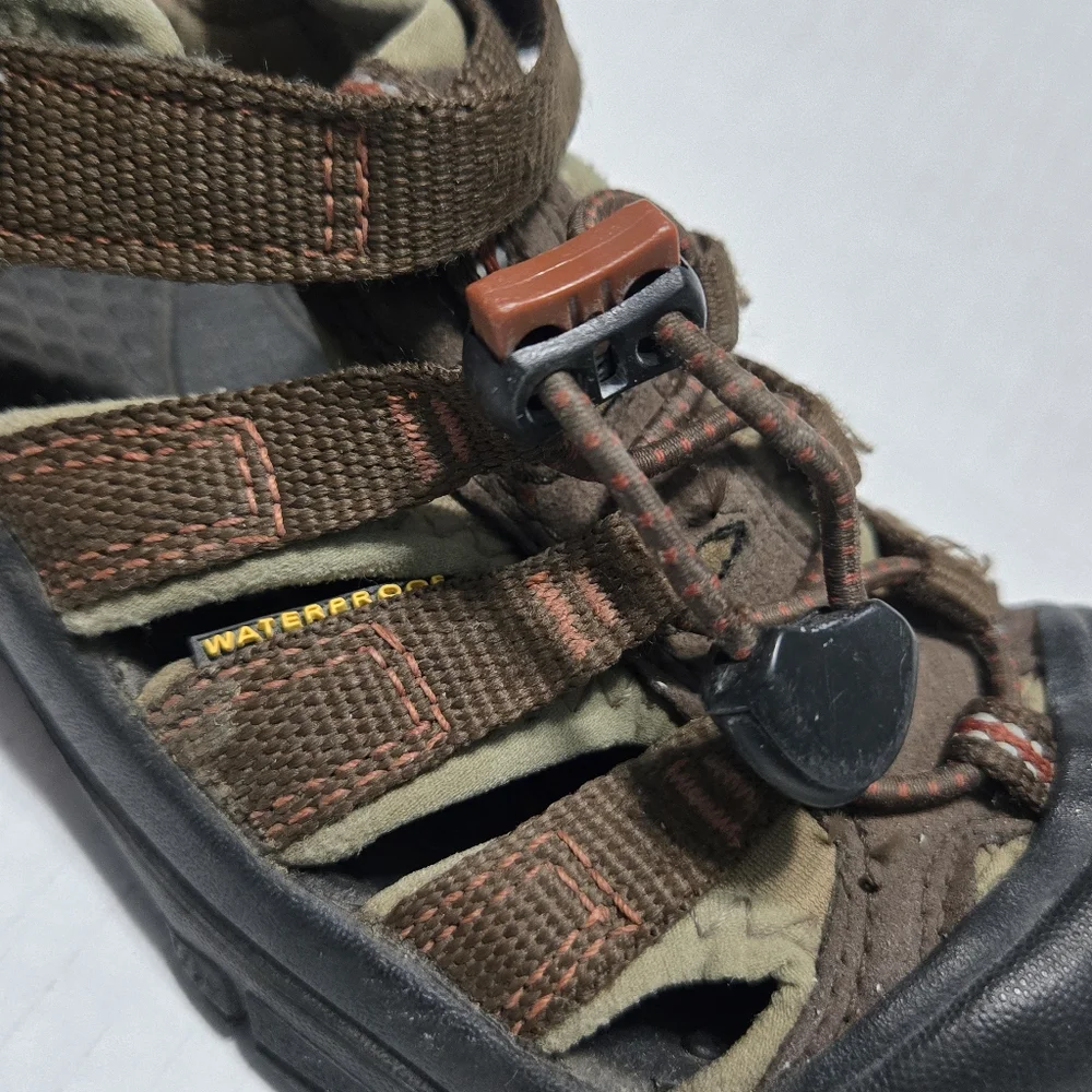 Keen Newport Closed Toe Sandal H2 Water Sports Waterproof Hiking Sandals Kids 12
